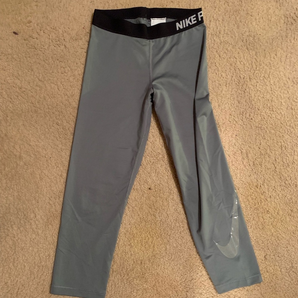 Nike Pro Crop Leggings